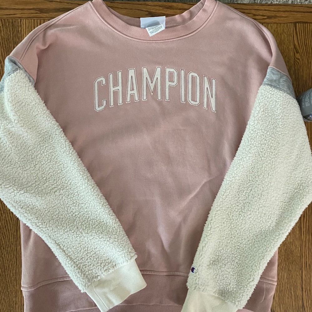 Champion fleece sweatshirt size L